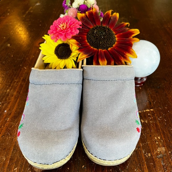 Dansko - Picture 2 of 6